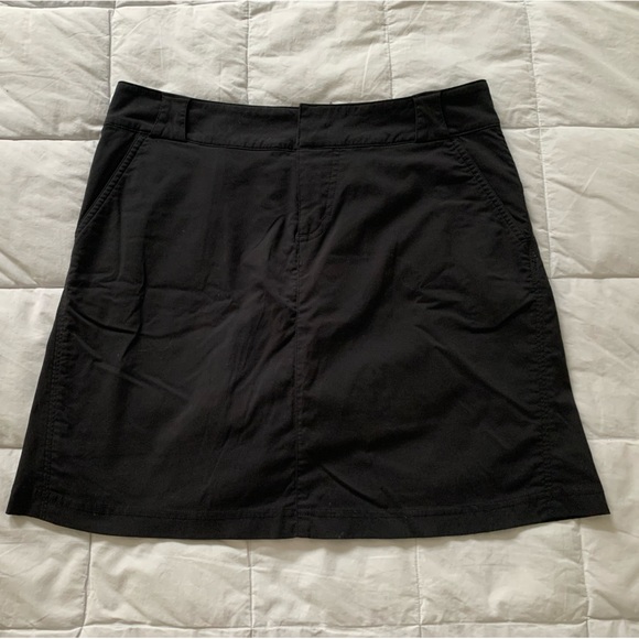 Skirts, Columbia, size 6, color black - Picture 1 of 4